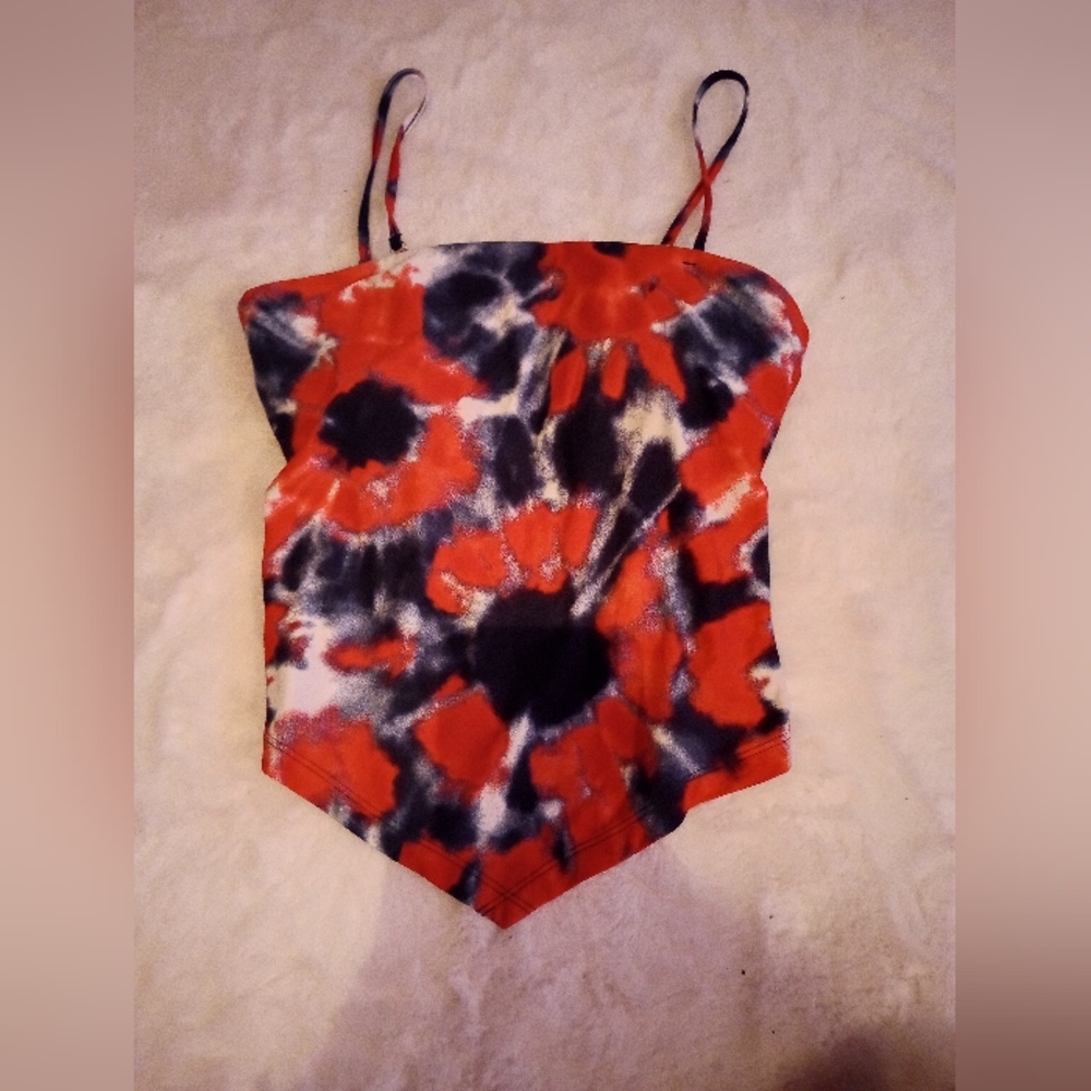 Cropped bandana top